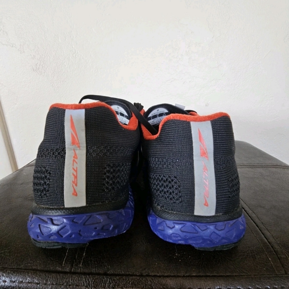 Altra Black and Red Sneakers - Picture 6 of 9